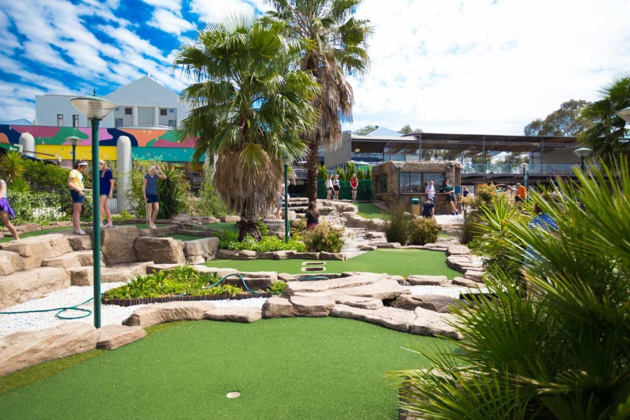 Inn Green At Lake Umuzi Secunda Exterior photo